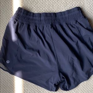 LULULEMON HOTTY HOT SHORT 4” HIGH RISE TALL